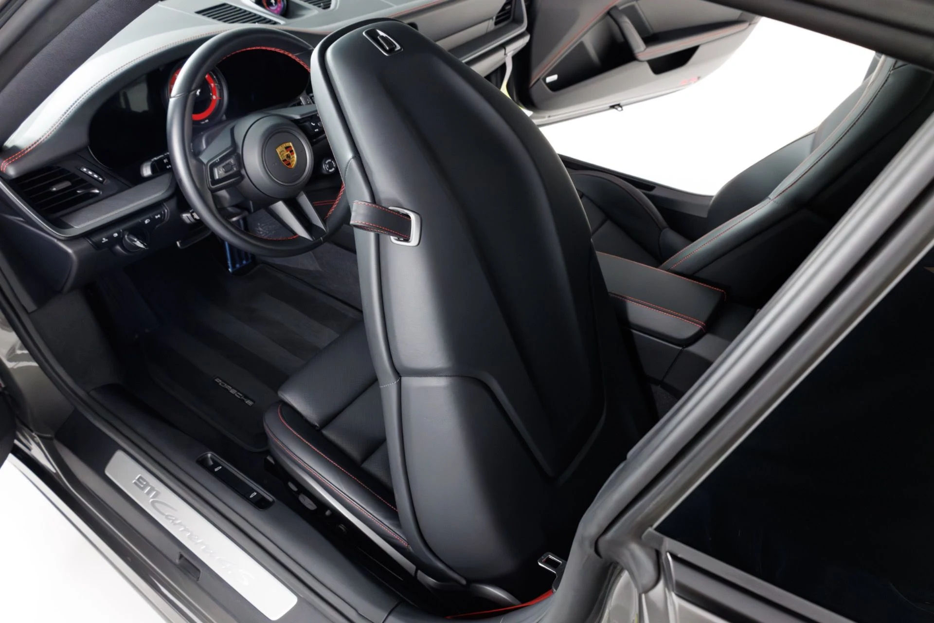 mph051_876171105_Used_2024_Porsche_911_Carrera_4_S_1773868769_b14664cac1