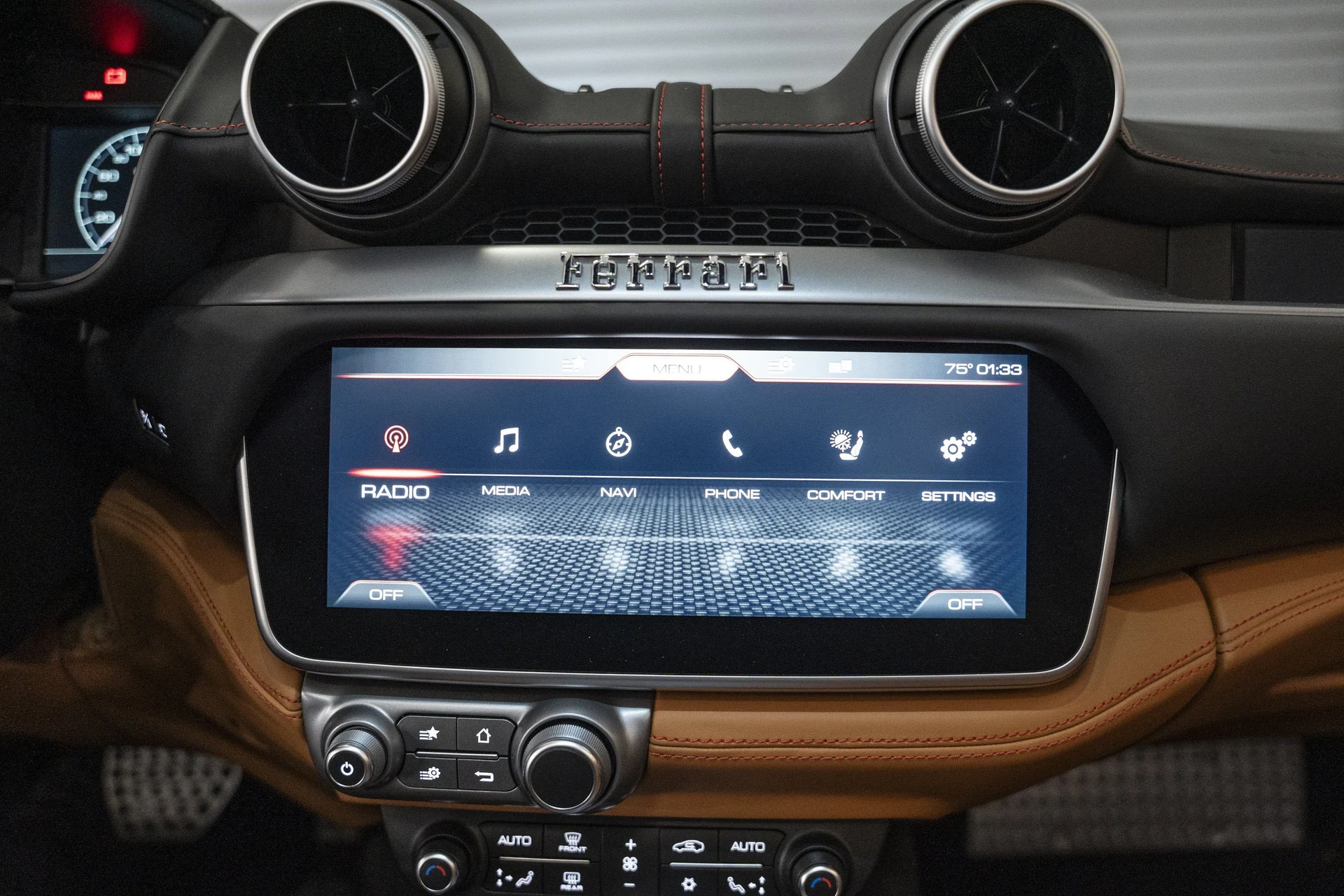 mph051_893896104_bc42354f4440453d88be2262ed6d6877_8a8b24417a