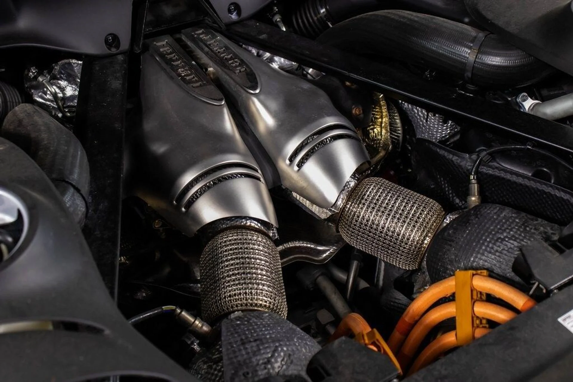 mph051_904533967_27fed5699d8aab4a6881b6d39c84c121x_2a17bb13e8