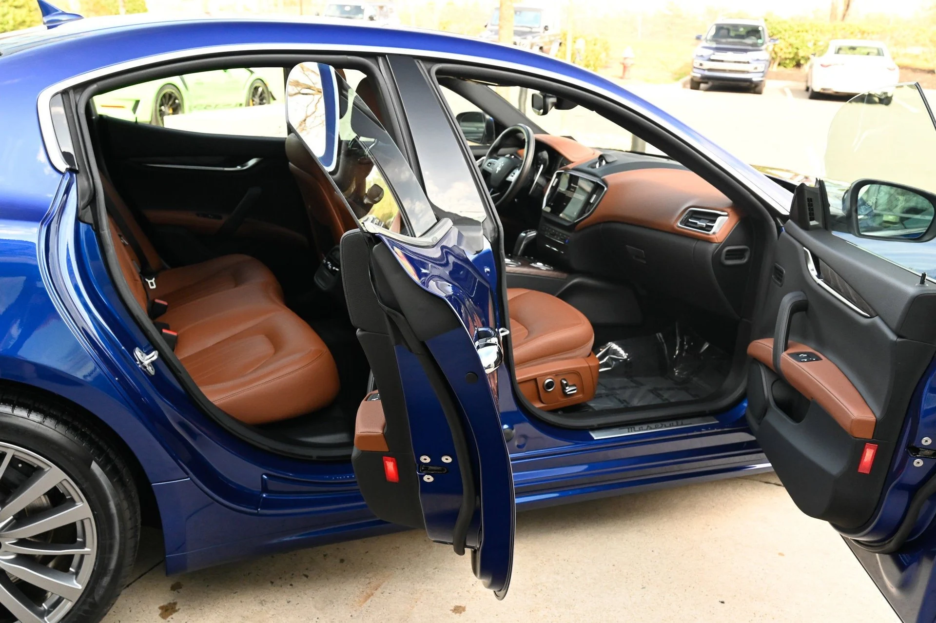 mph051_906249549_747d6d6b332c42318d3f681a0b5e6e76_102efcc4c2