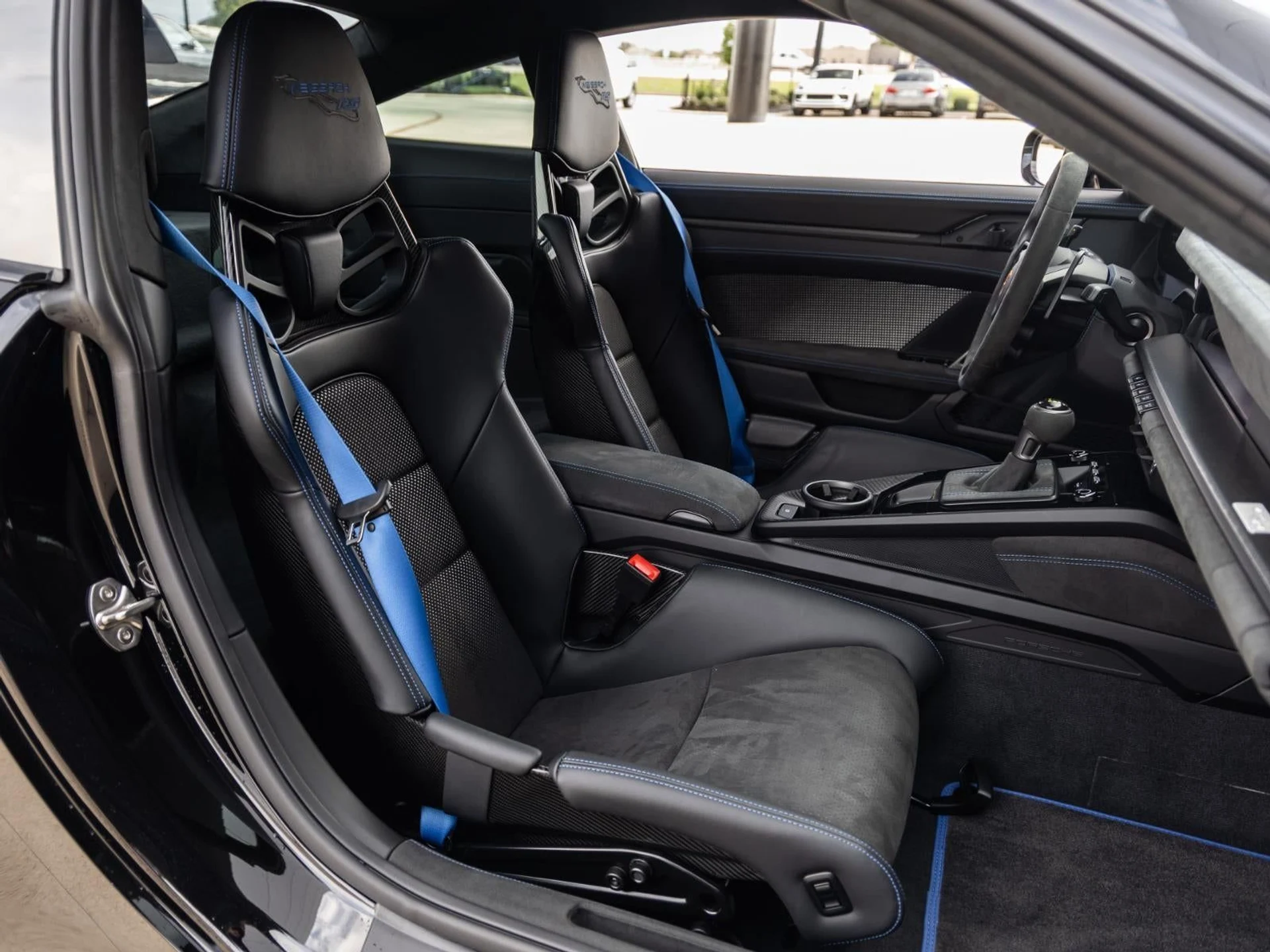 mph051_906497366_52_40faef01f2