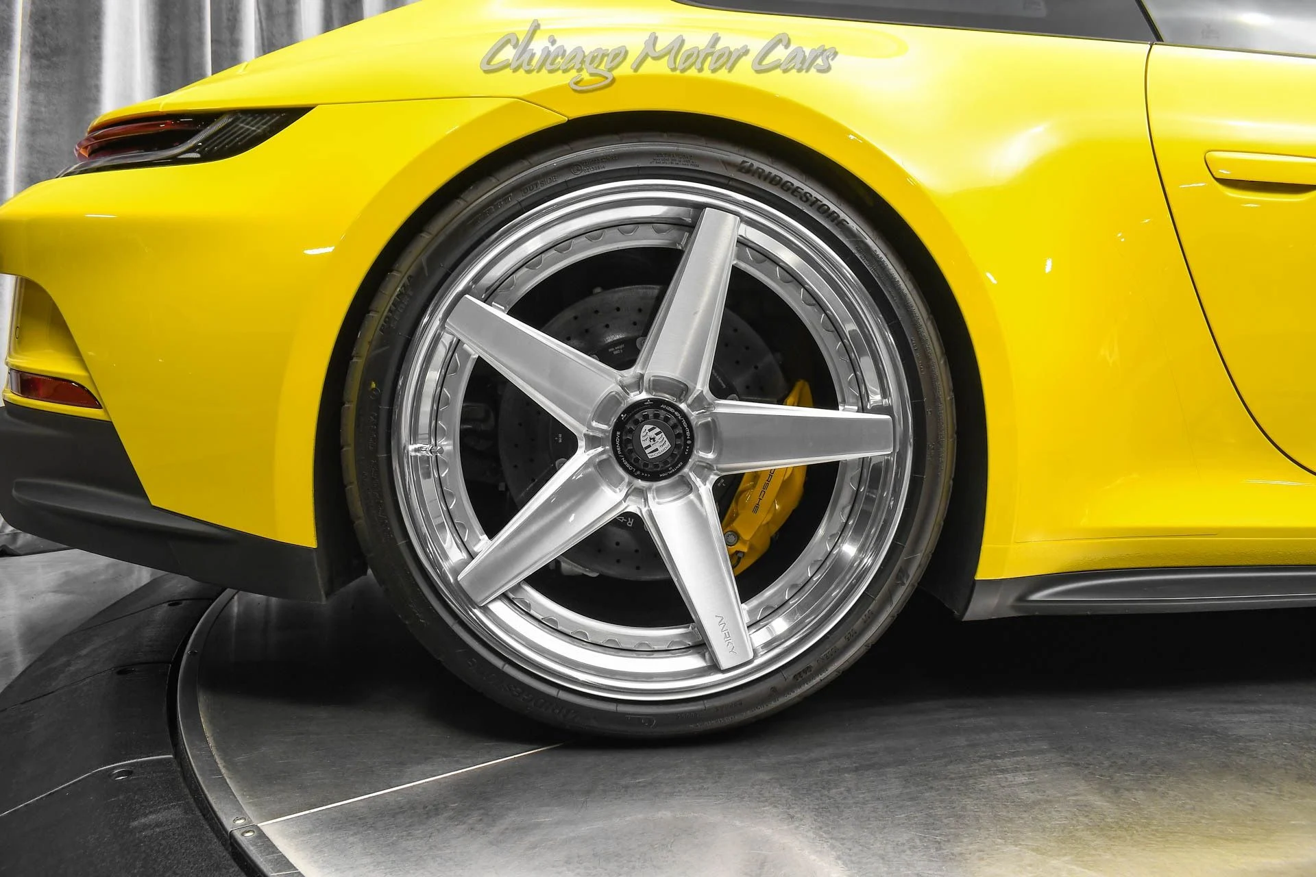 mph051_924554312_13002_p52_l_16c3031ce1