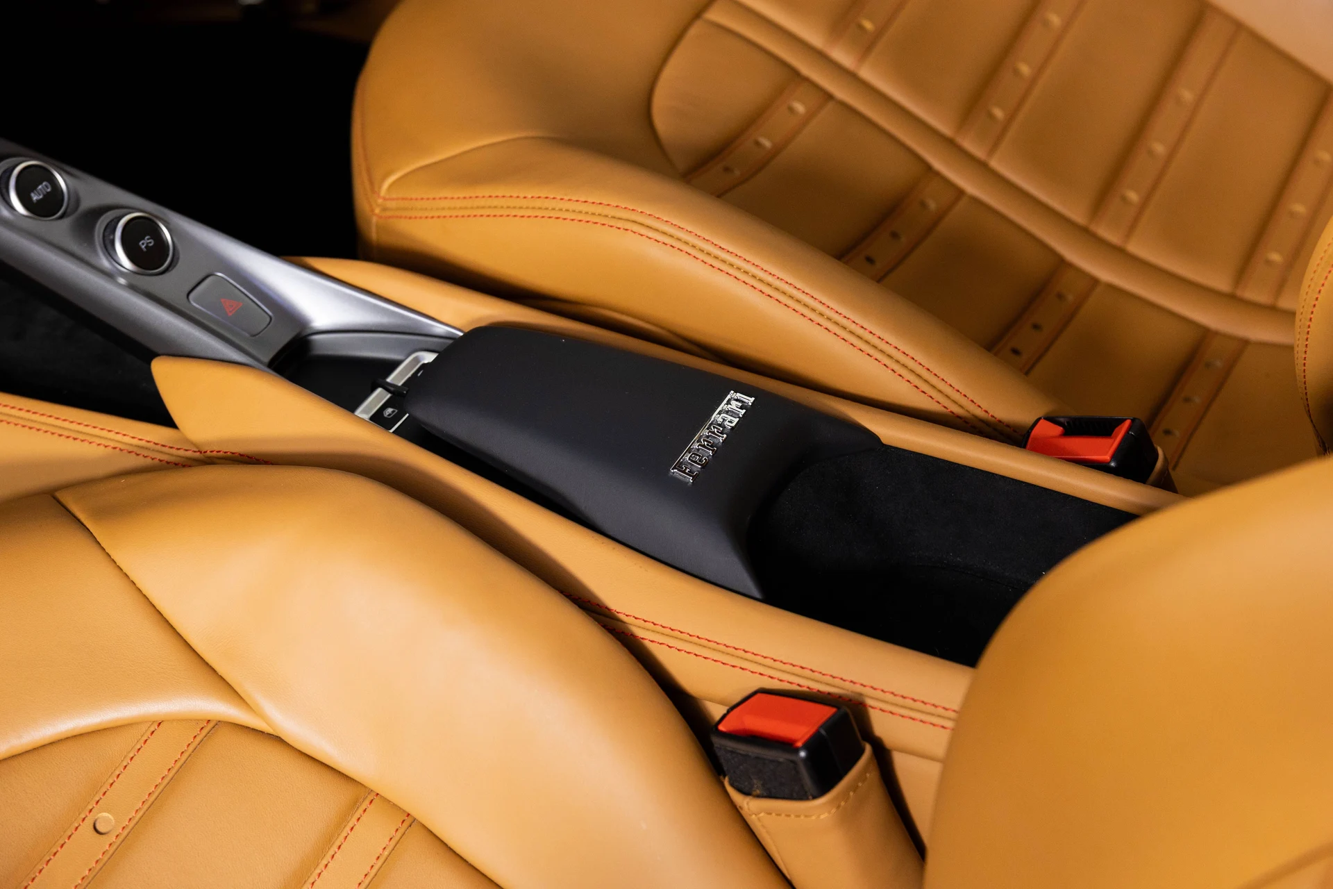 mph051_929465231_d1e7e4e543fbdb9564446df1afdf5705_e3851eca00