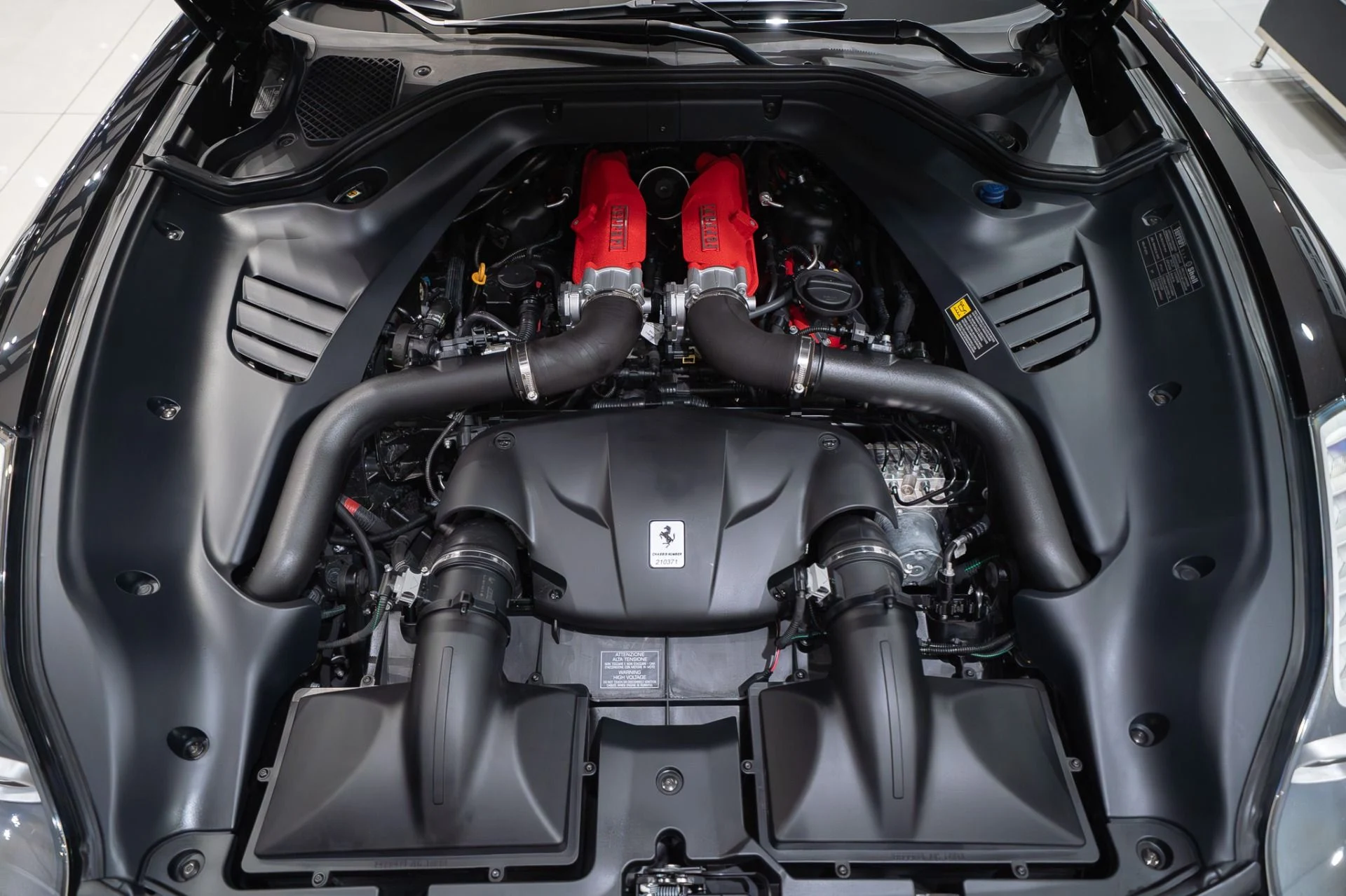 mph051_945409868_13472_p52_l_6343190a59