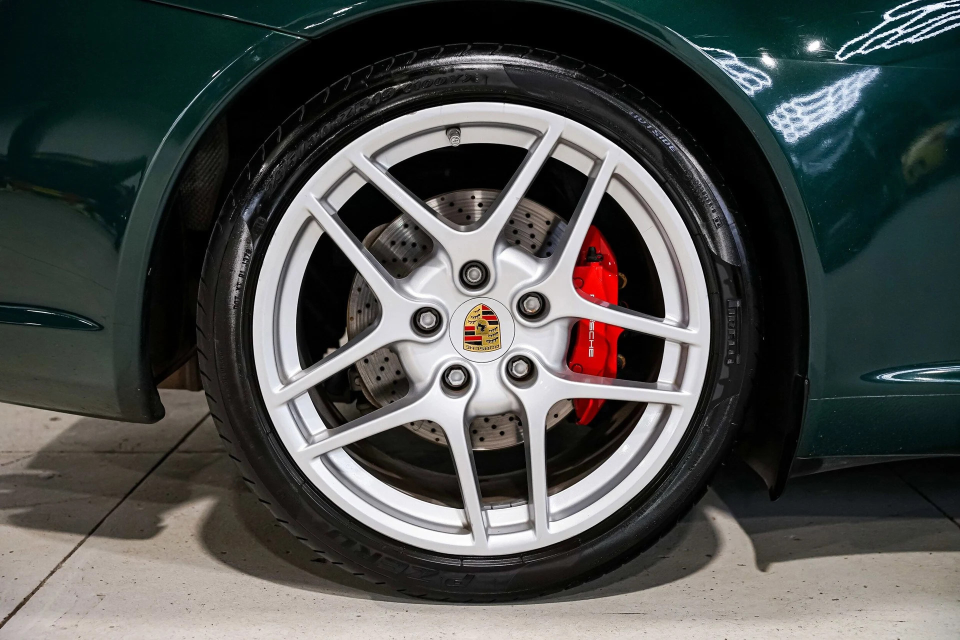 mph051_945436809_aff24396b82f06a86f773128f390c52fx_4a95f79a6f