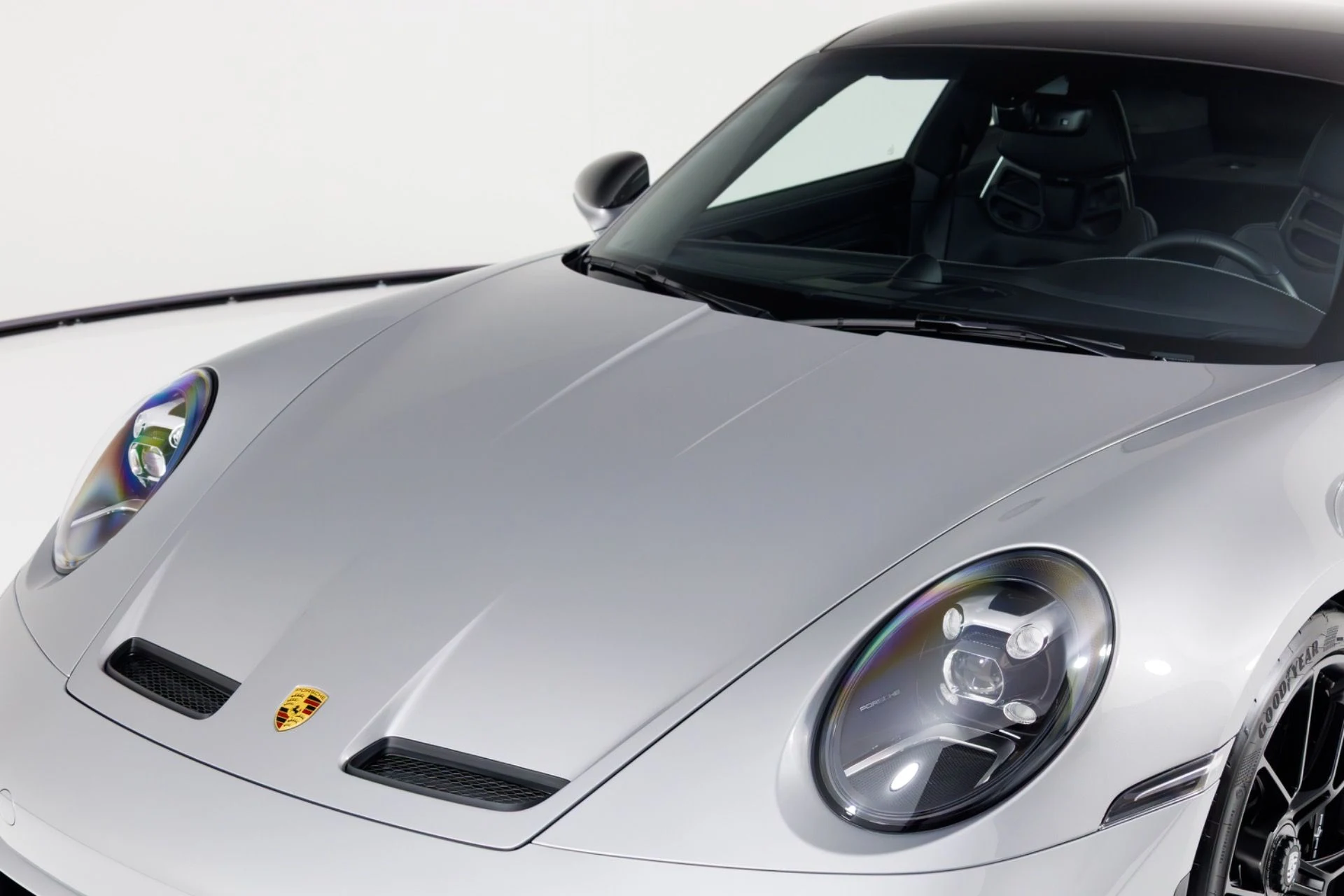 mph051_945963282_Used_2022_Porsche_911_GT_3_Touring_1772748849_33261a8361