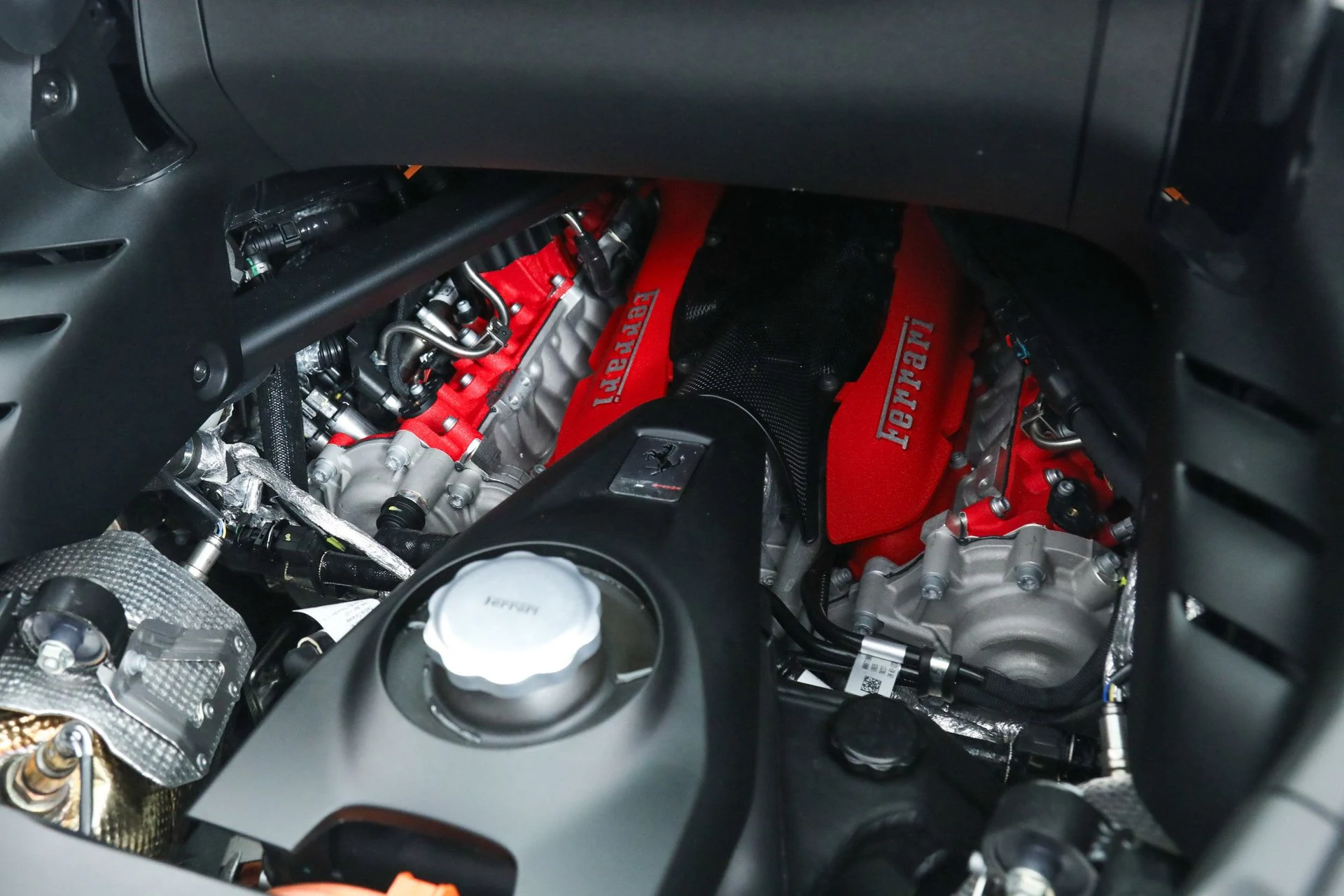 mph051_950101616_940ce10a140f942e2f491b5c25408521_b978a2873b