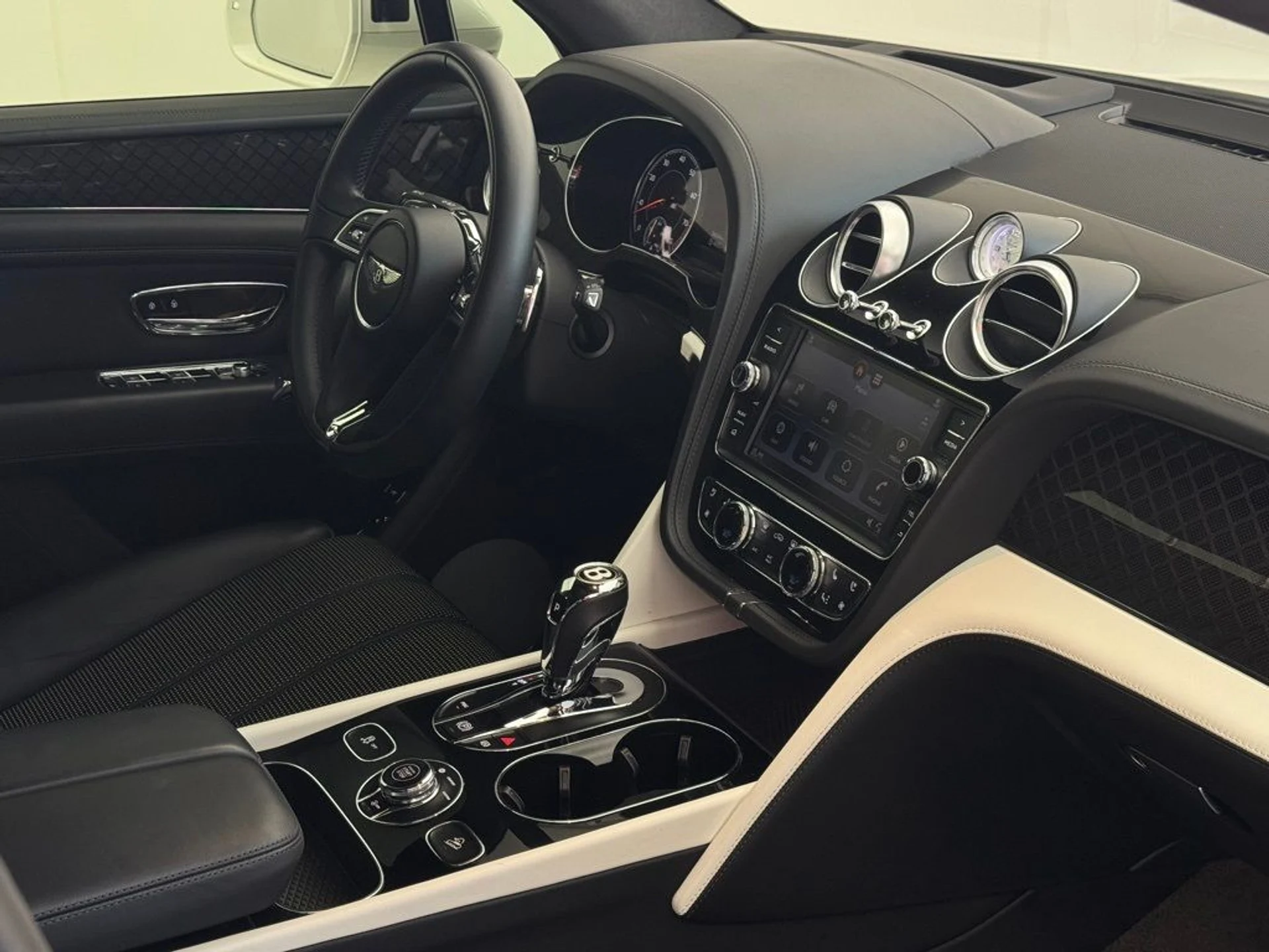 mph051_969854822_dd16be8g7mgxkjmdbajdb16wmydi_840c26937f