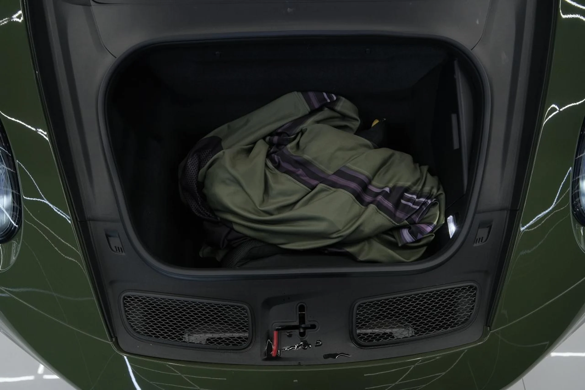 mph051_986696395_d18642dfe3751165127ae4ae6f4c028a_37c5302263