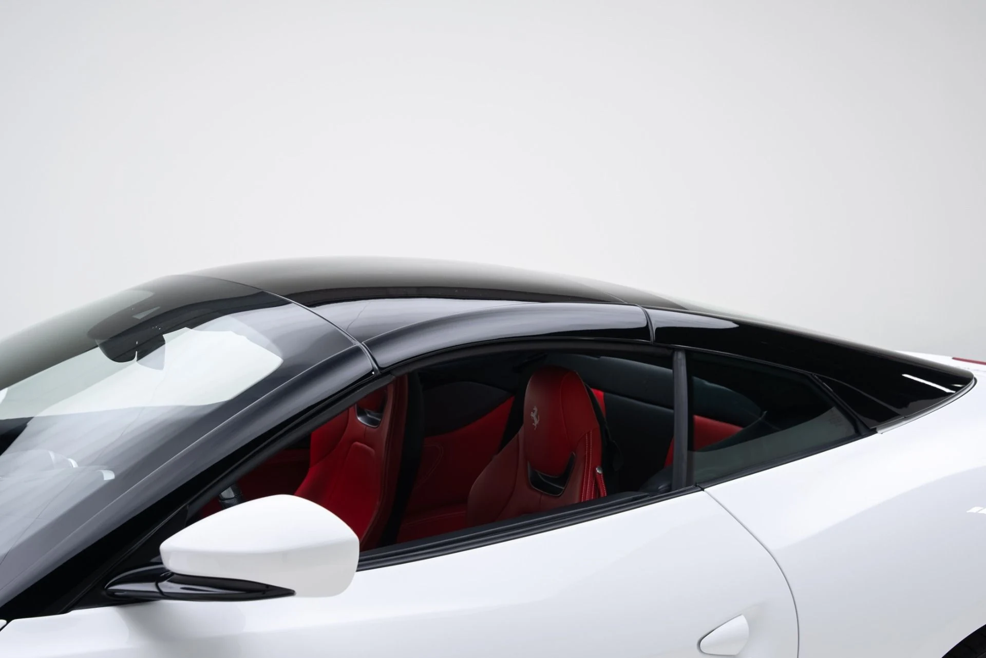 mph052_1001556705_Used_2022_Ferrari_Portofino_M_1771016615_7dbe886993