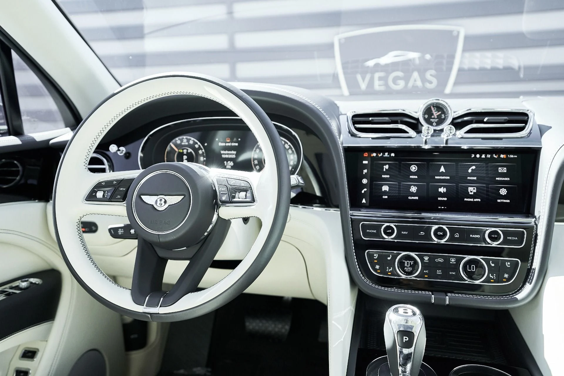 mph052_1002039002_Used_2024_Bentley_Bentayga_Hybrid_S_1759985924_78416d80e3