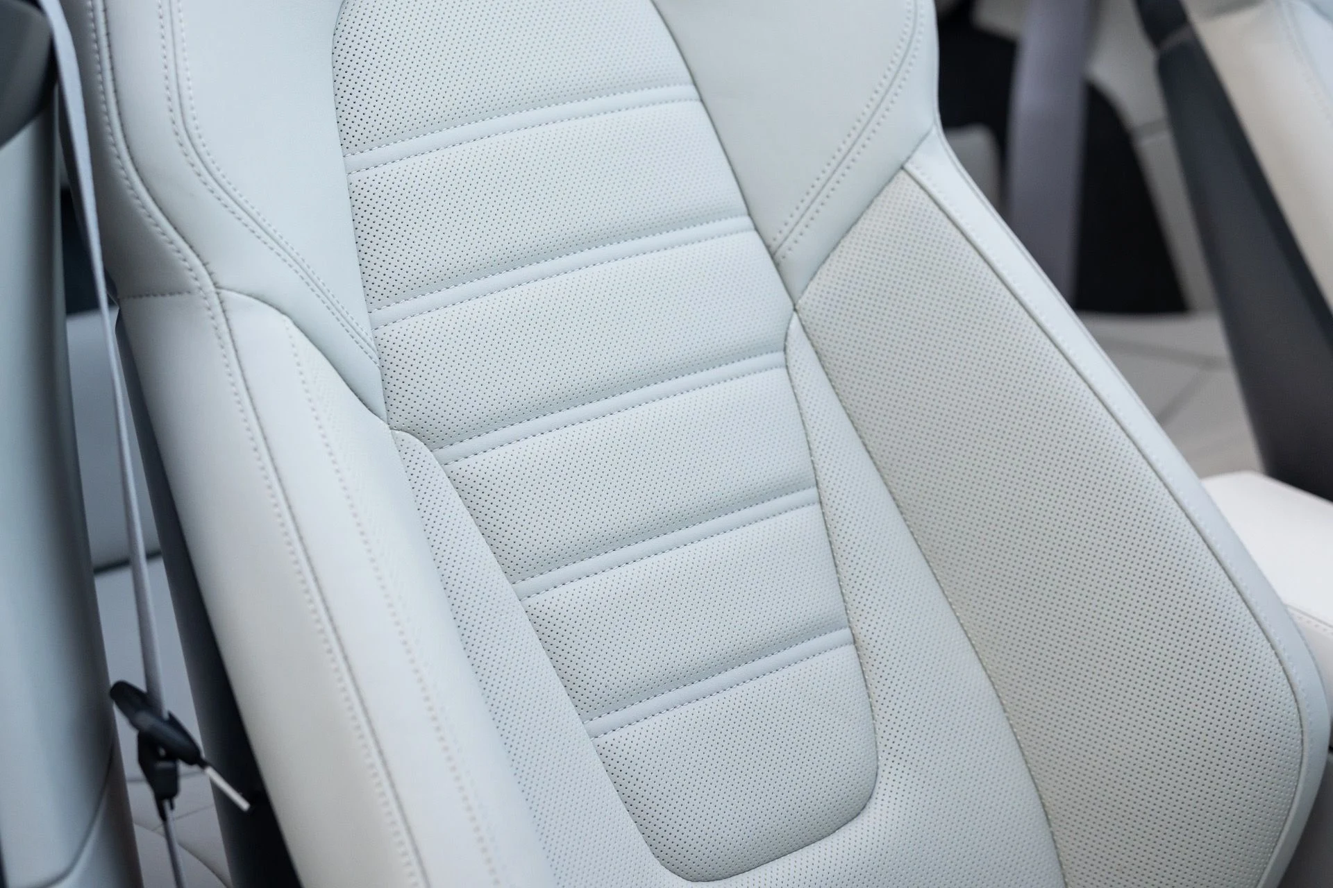 mph052_1015210022_Used_2025_Porsche_911_Cabriolet_Turbo_S_1769622703_0e898d7a44