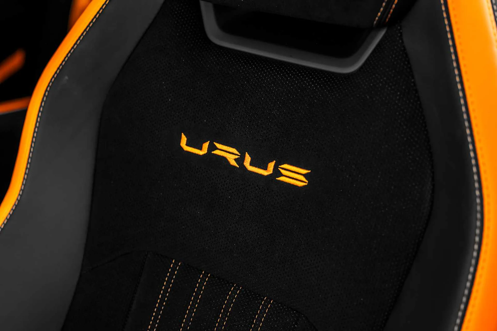 mph052_1022555198_1b28862de80af23a215e8a4ac775591cx_799479f3e1