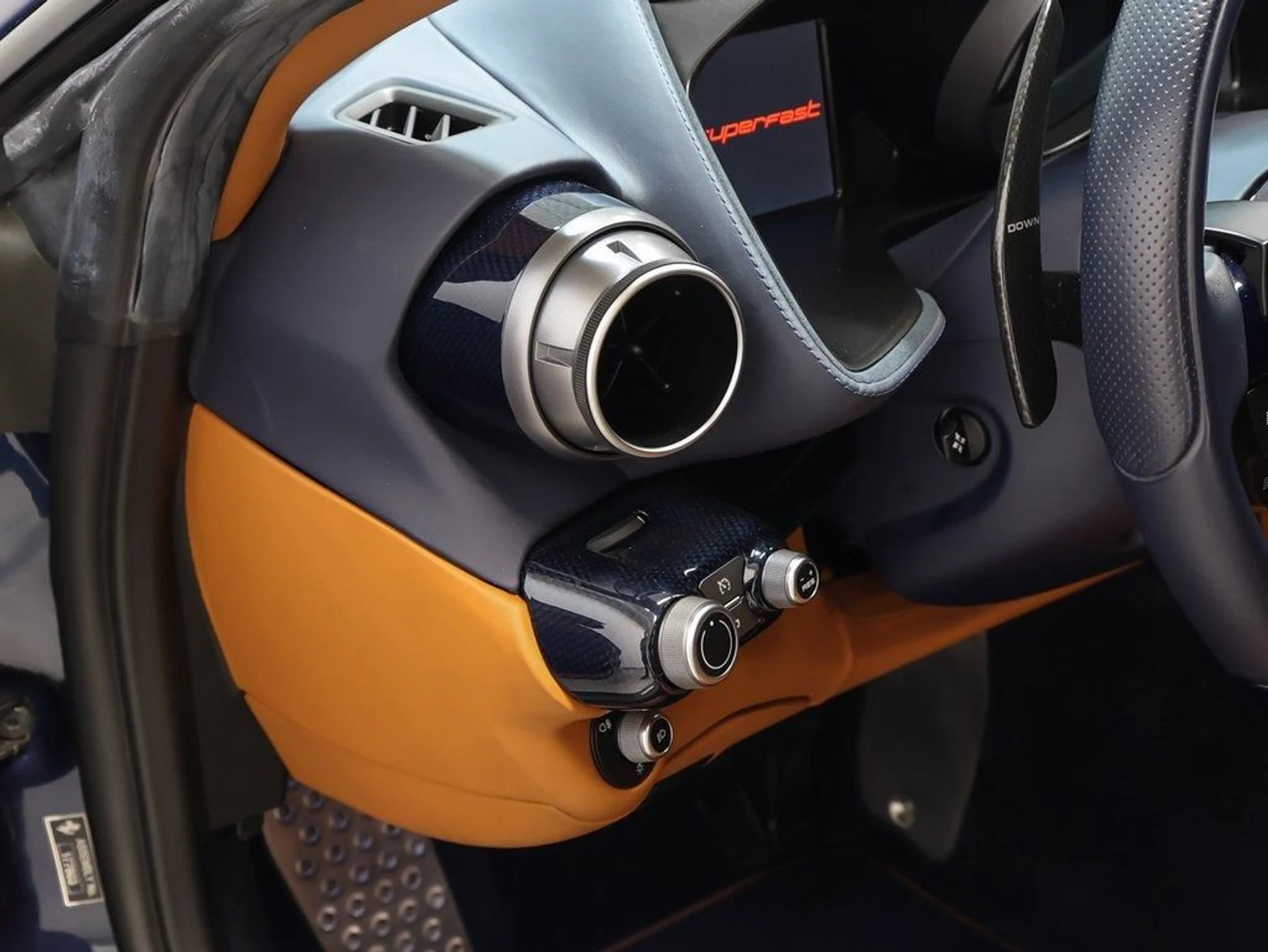 mph052_1028085441_53_14277afa61