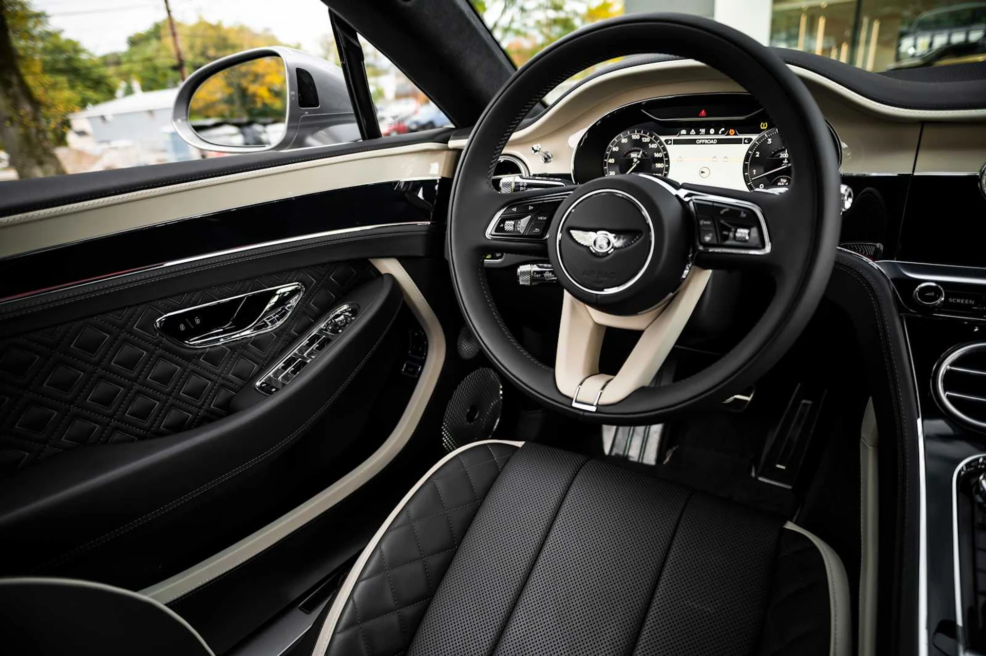 mph052_1058025524_deb8689a85becf87af67ebf29bd617acx_a1f578b01f