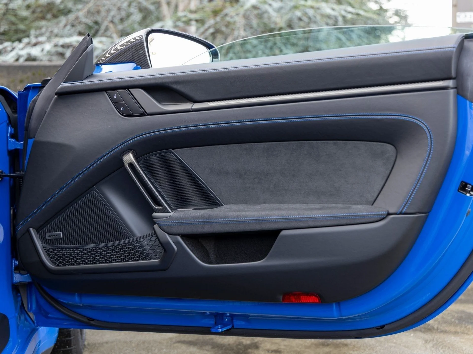 mph052_1063826505_53_49d4146995