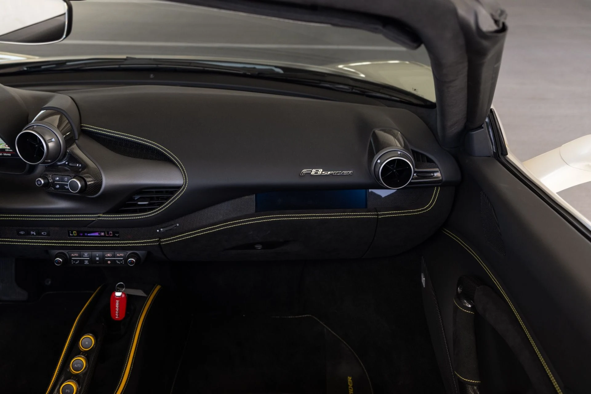 mph052_1104543496_Used_2023_Ferrari_F8_Spider_1776809234_3d7dede4fb