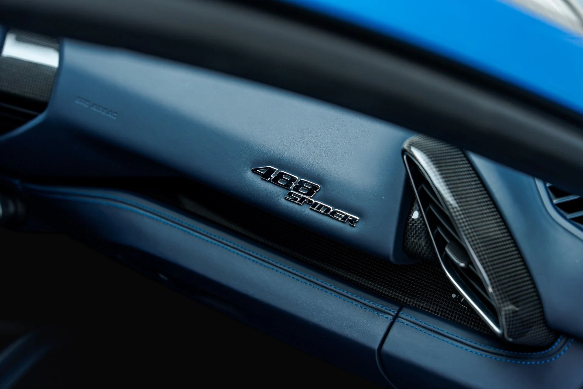 mph052_1128288535_Used_2019_Ferrari_488_Spider_1790896026_707248153a