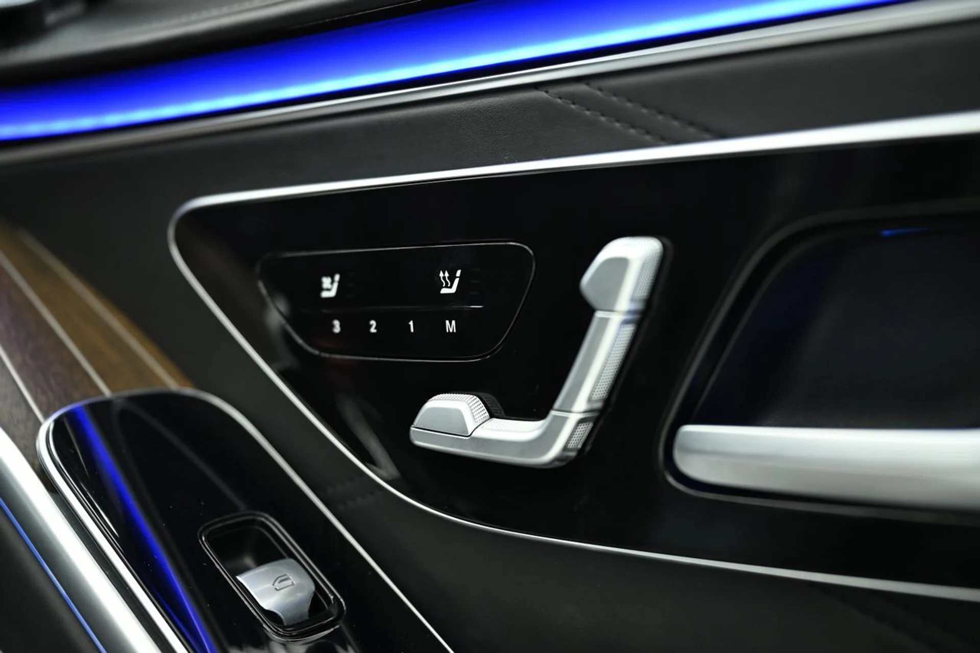 mph052_115764850_6ca4619ef1fd70100f1921788ec5a533_7fd63913d0