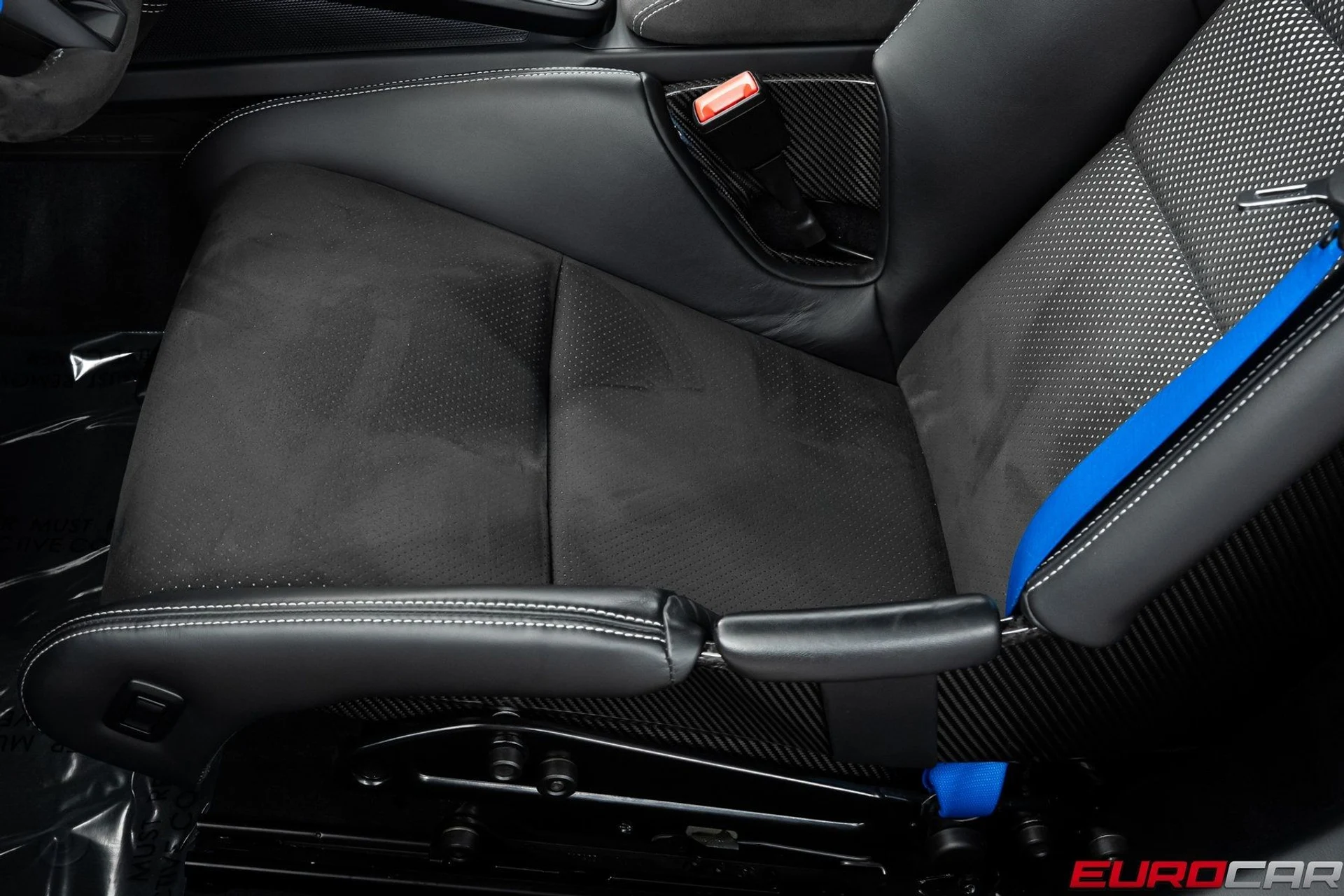 mph052_1157951519_image_53_a817480f67