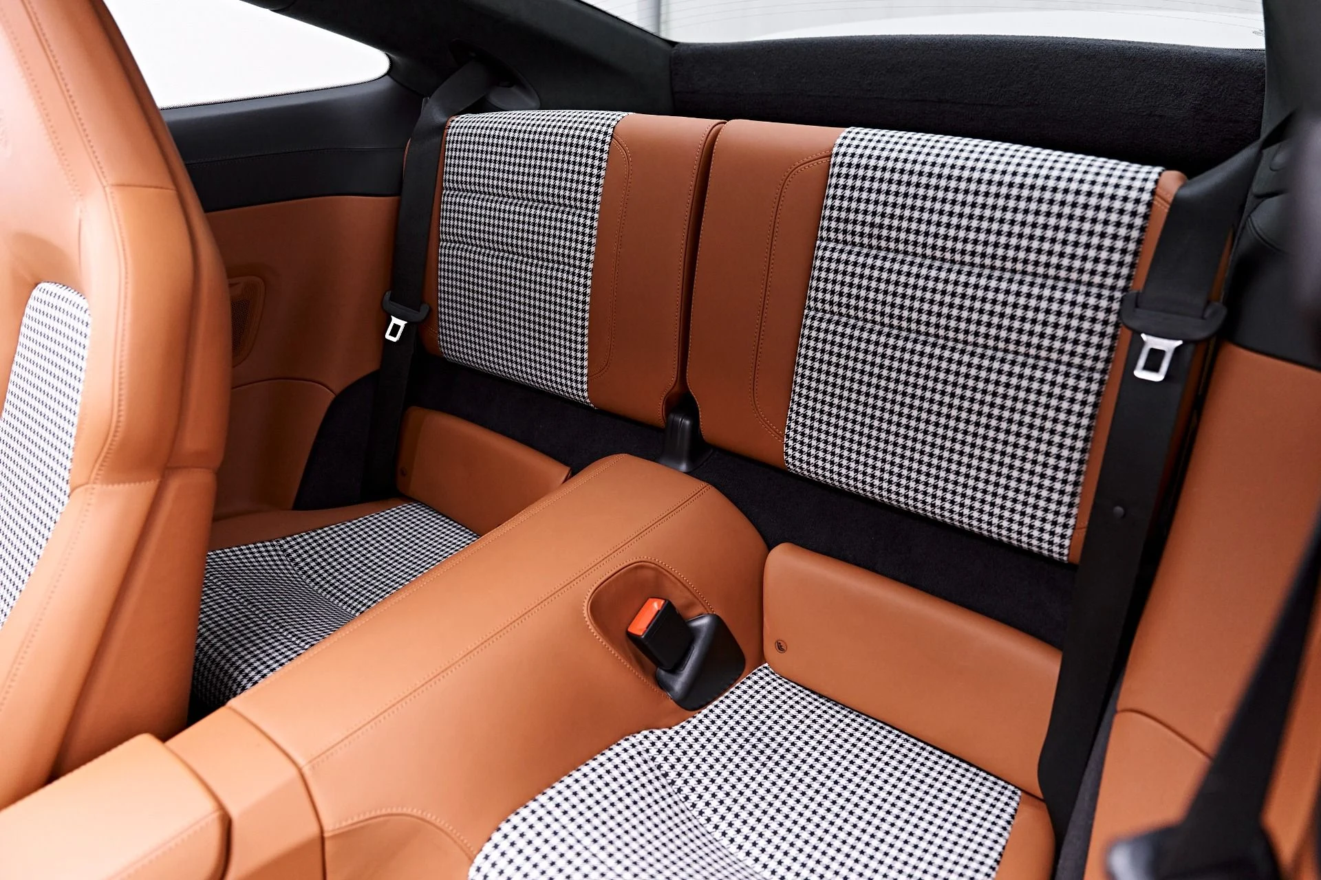 mph052_1176273807_Used_2024_Porsche_911_Turbo_S_1777505288_76dd0f8f48