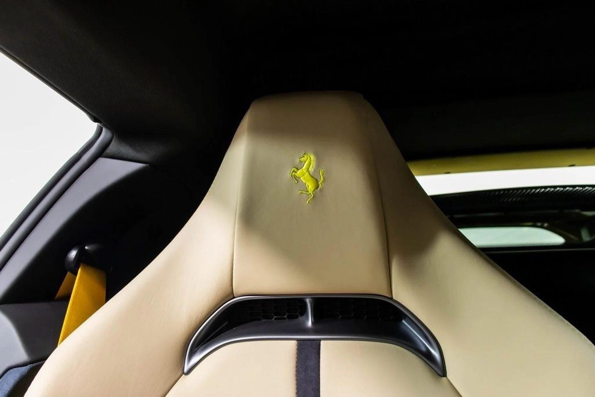 mph052_1198031331_2f0b27dae4384a83a8c966f137d81f95x_7e070f906f