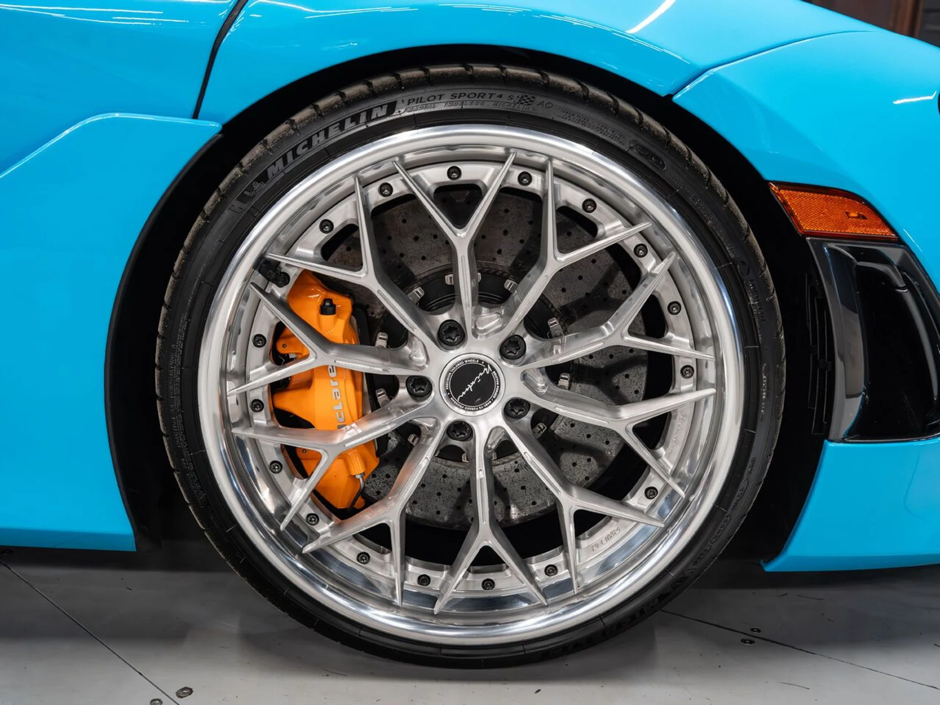 mph052_1221698207_mclaren_720s_2018_e343fc85bd