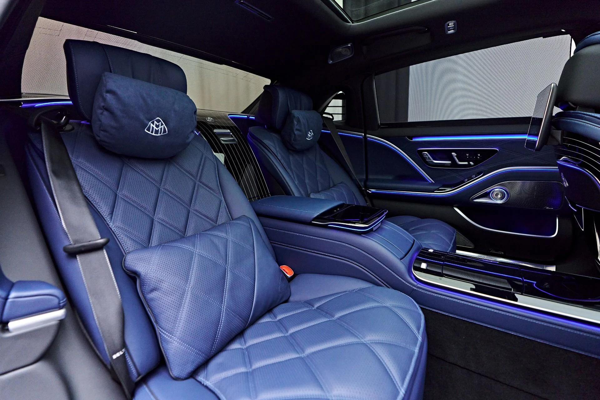 mph052_1233156213_Used_2024_Mercedes_Benz_S_Class_Maybach_S_680_1749232025_f0a48183a1