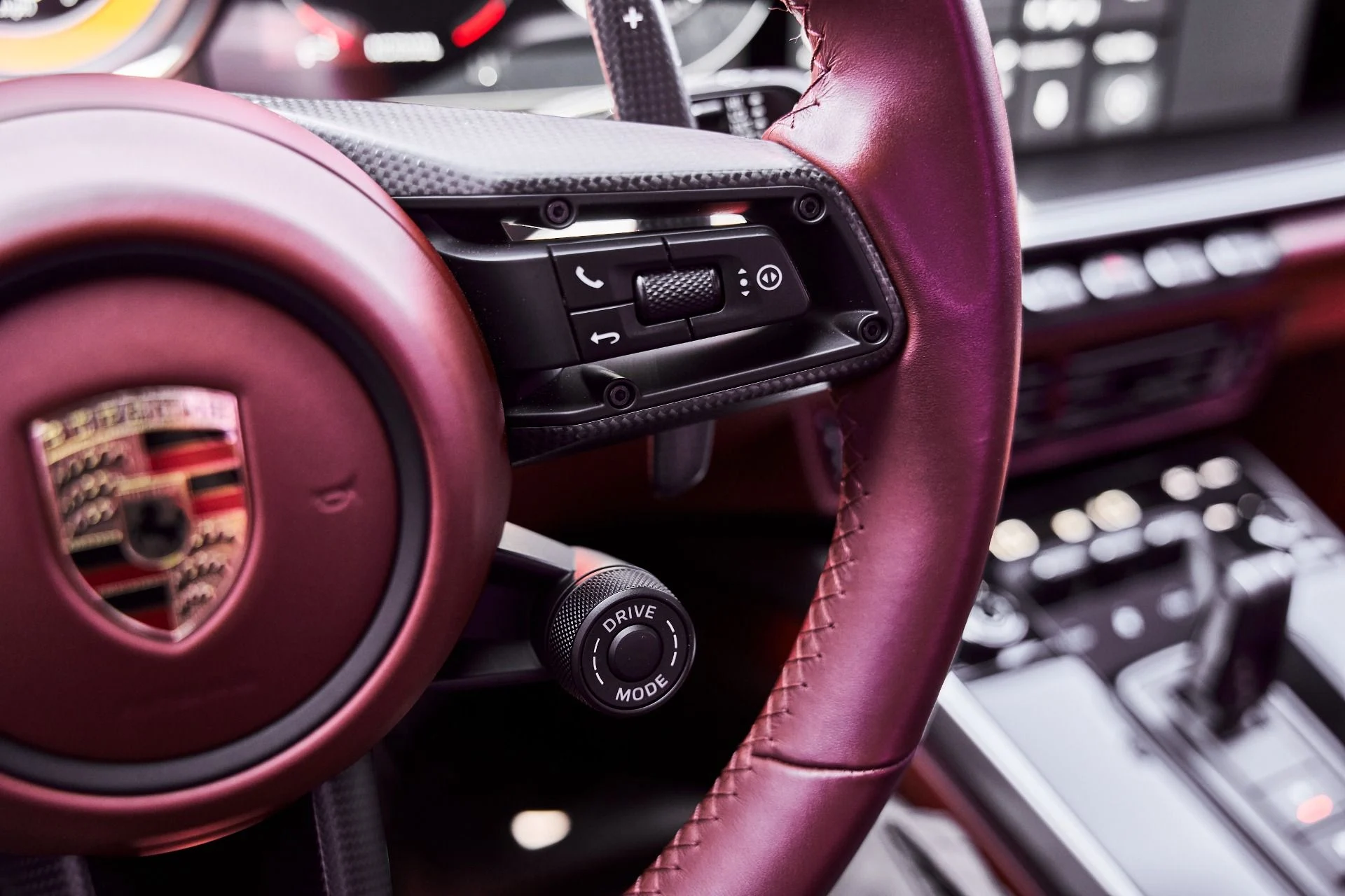mph052_1234235816_Used_2021_Porsche_911_Turbo_S_1780968379_45e16e1dc2