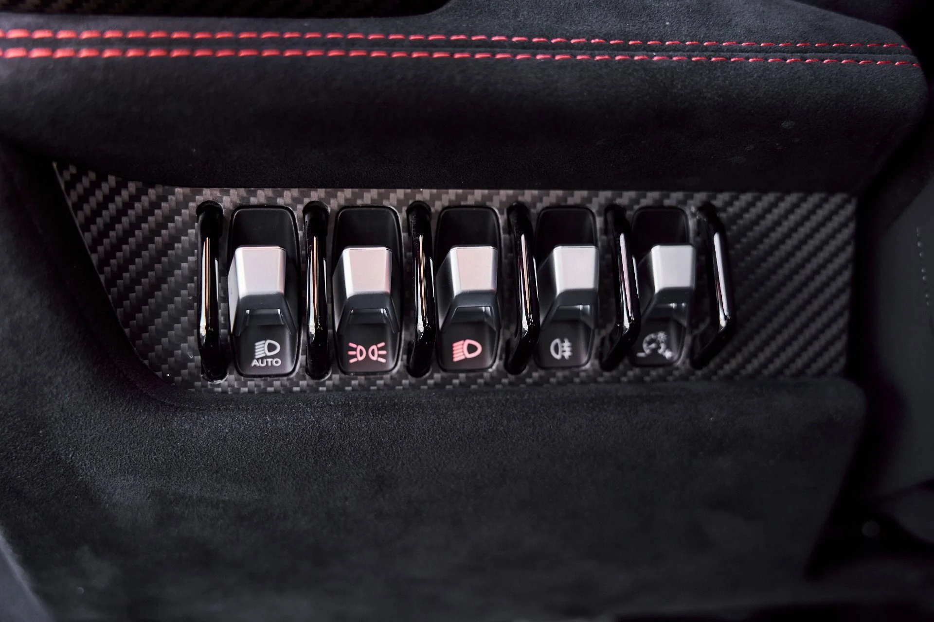 mph052_1245109131_Used_2023_Lamborghini_Huracan_STO_Base_1771381311_3b392fac17