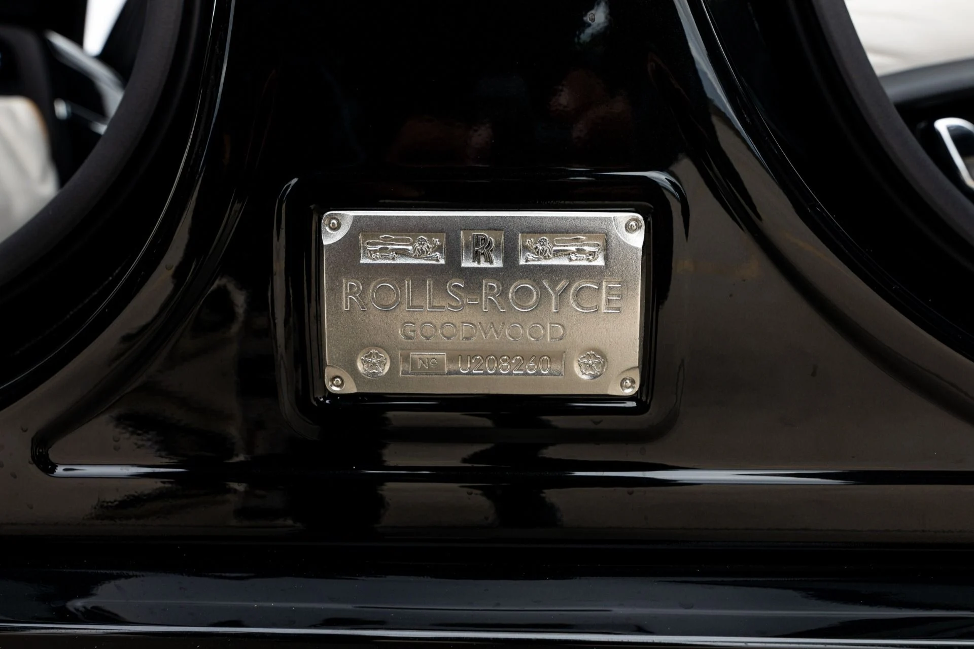 mph052_1272793774_Used_2021_Rolls_Royce_Ghost_EWB_1768869200_7fce0d8087