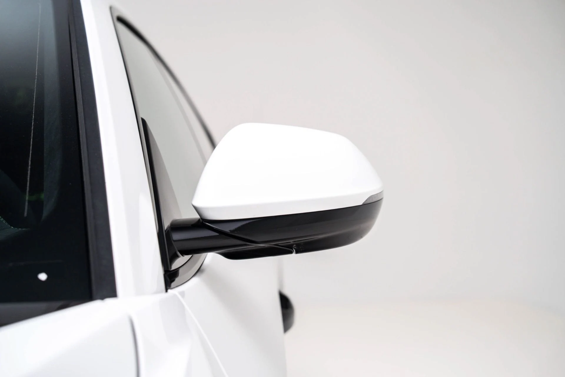 mph052_1309473617_Used_2024_Lamborghini_Urus_Performante_1775674462_09d2e64b8f