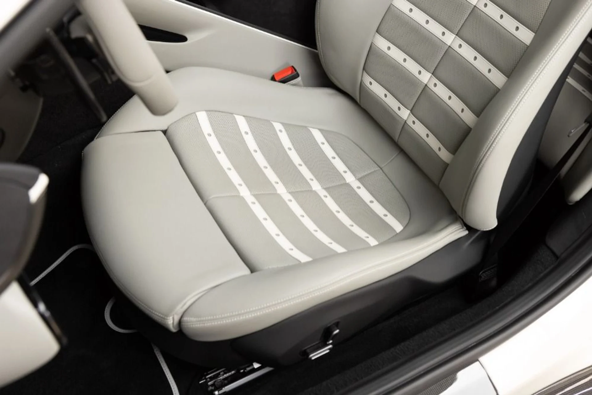 mph052_1325422255_Used_2024_Ferrari_Roma_Spider_29bf60c273