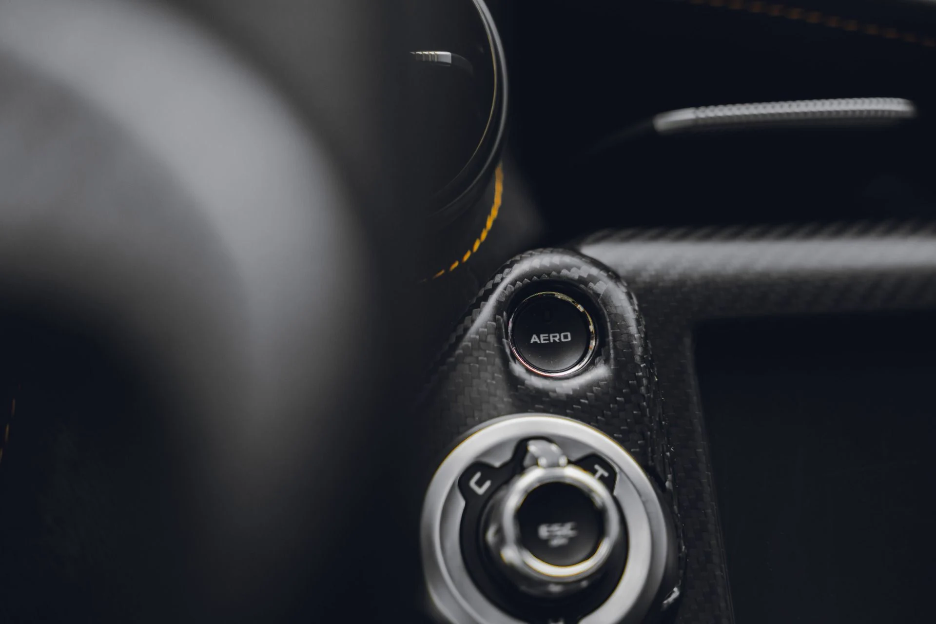 mph052_1330090028_Used_2021_Mc_Laren_765_LT_1781207992_4e6a82bfbb