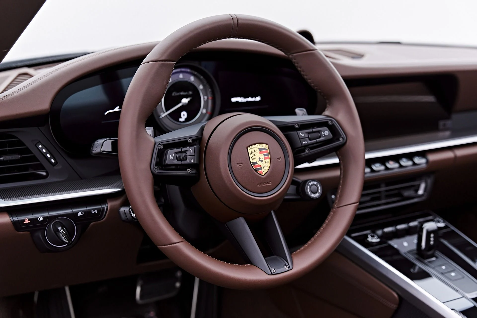 mph052_1339763326_Used_2025_Porsche_911_Turbo_S_1786497862_331ab76150