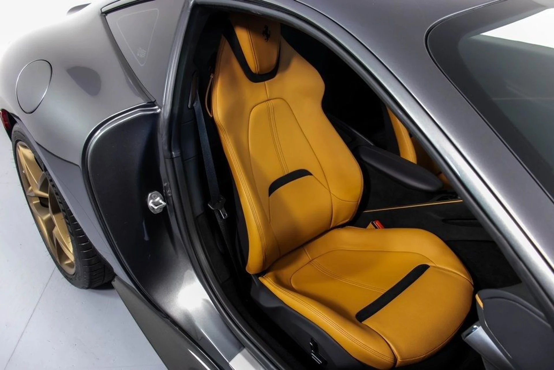 mph052_1365821884_0d58ea0f0acc145985876f0e3ca0f403x_edc38611eb