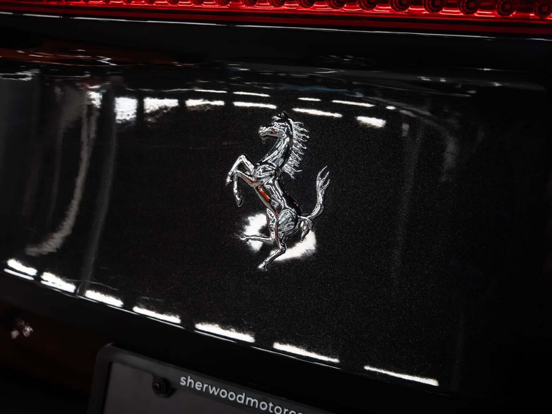 mph052_1382505990_ferrari_california_2015_a9fd35b77e
