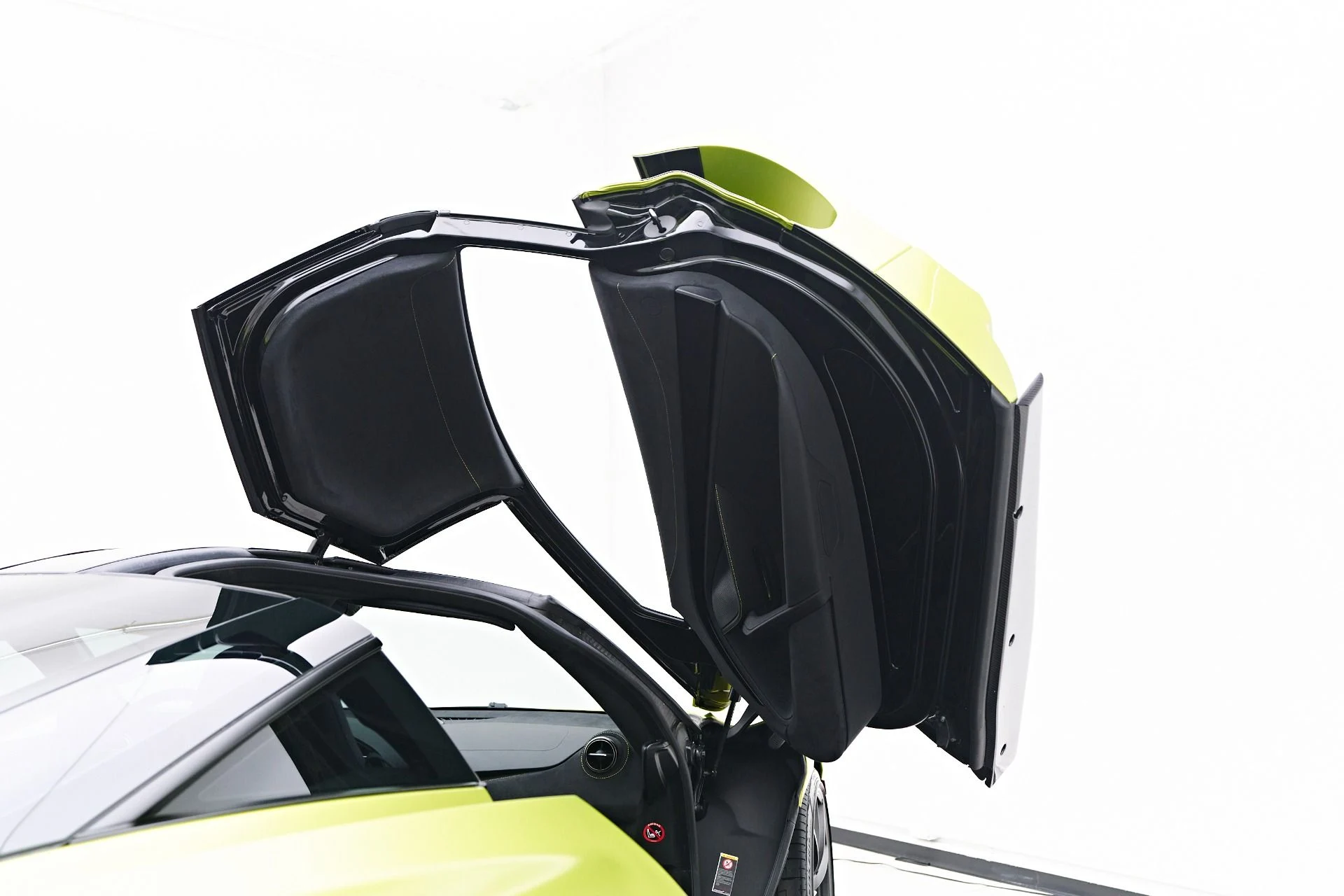 mph052_1382802747_Used_2022_Mc_Laren_720_S_Performance_1753146892_7fc1830d9d