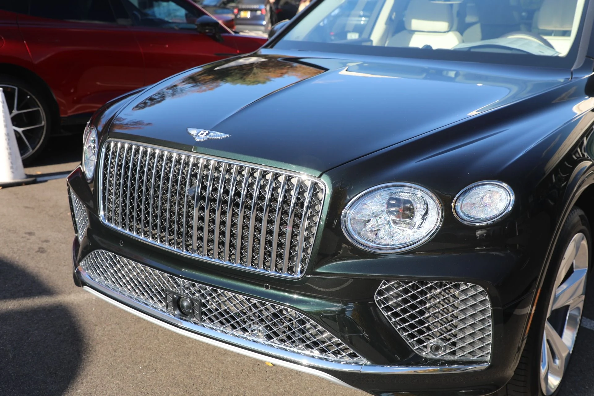 mph052_1408131126_Used_2024_Bentley_Bentayga_EWB_Azure_V8_08a09da871
