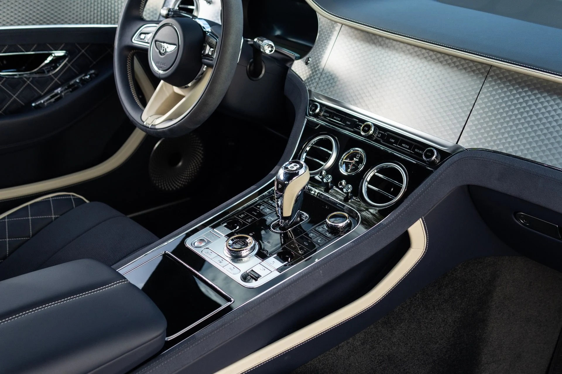 mph052_1423684328_Used_2023_Bentley_Continental_GT_Speed_1775098495_0a6ec50024