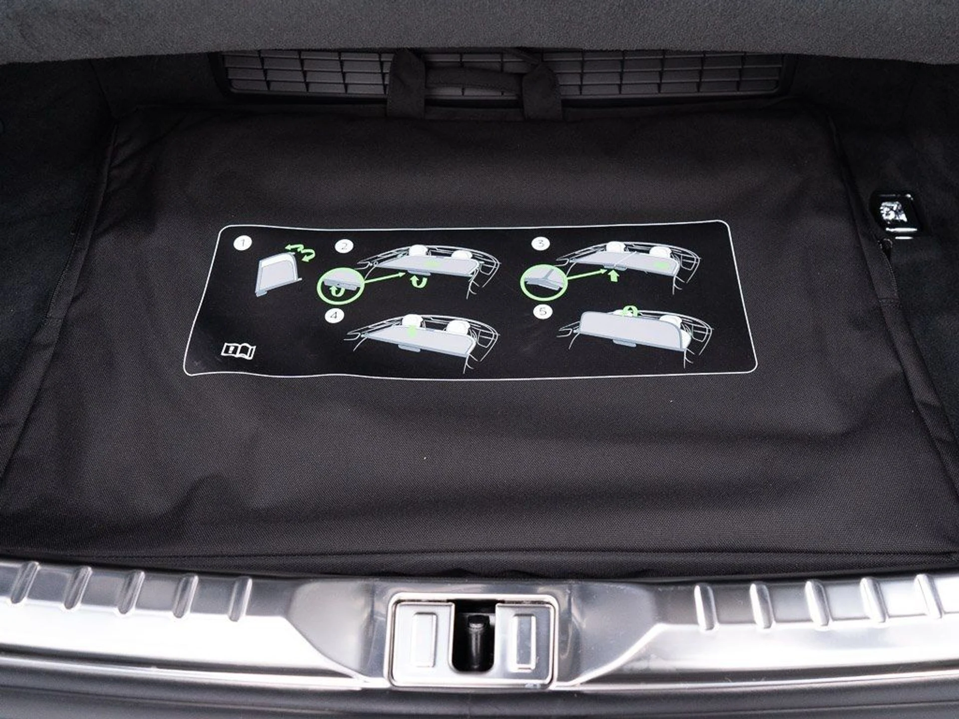 mph052_1446712283_332d8672df56bd713dc24410977d6f41_cbb4237406