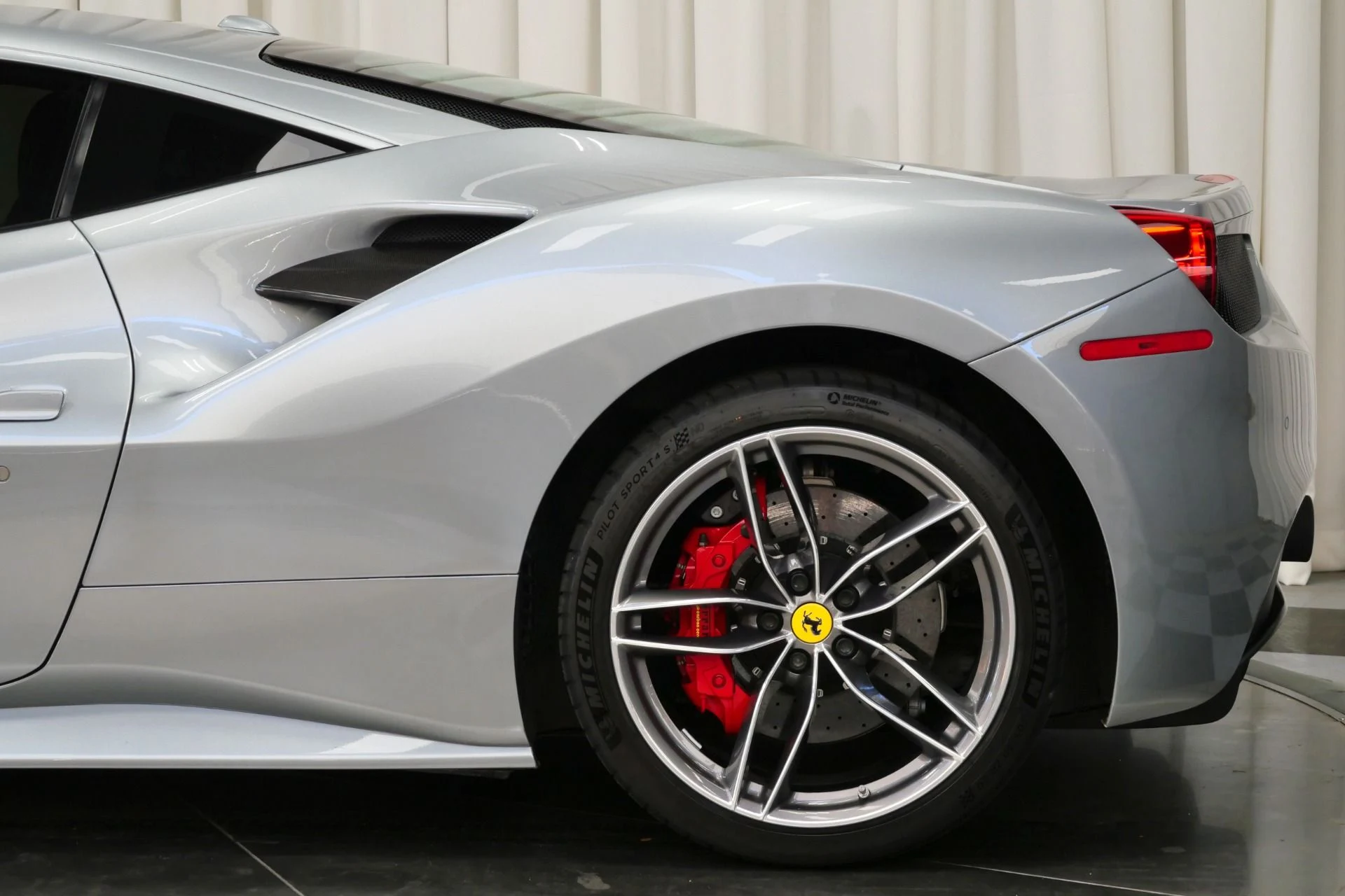 mph052_1456077893_Used_2018_Ferrari_488_GTB_660_Horsepower_Leather_and_Alcantara_Seats_Forged_Wheels_1757341188_96dd6f59ec