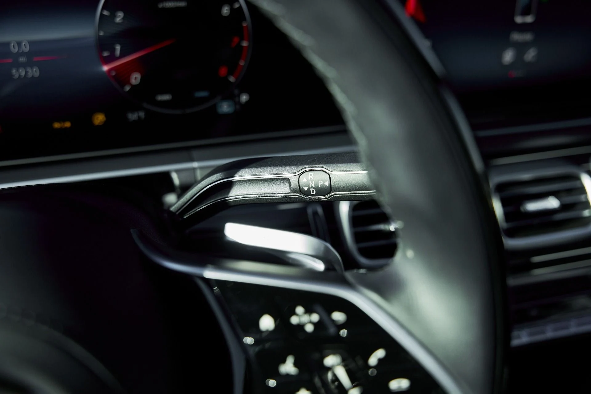 mph052_1456092563_Used_2024_Mercedes_Benz_GLS_Maybach_GLS_600_1766882867_0b07127e48