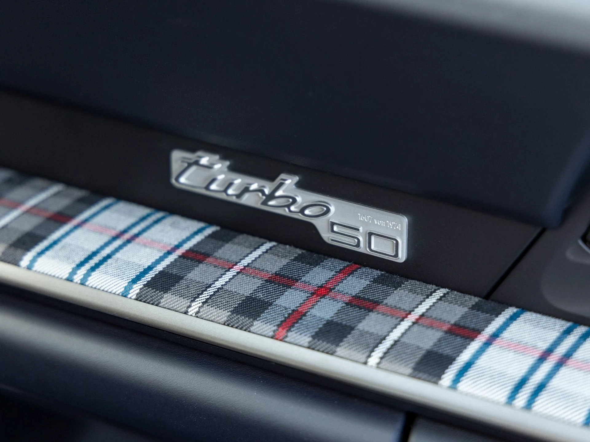 mph052_147188565_53_49f73a4ff6