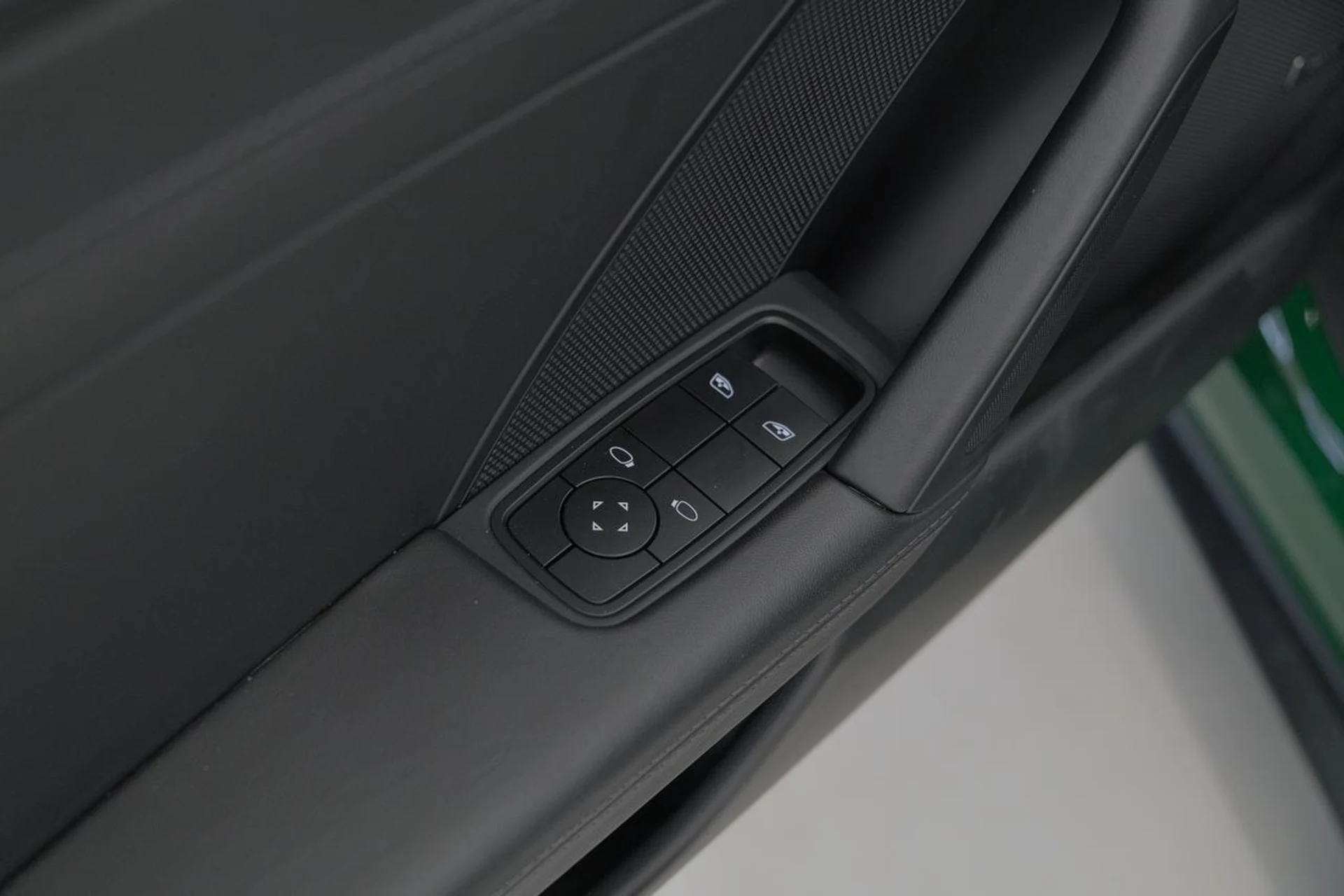 mph052_1480101113_9ab802a24255f1bd445b23bb5af04211_2d142fffcd