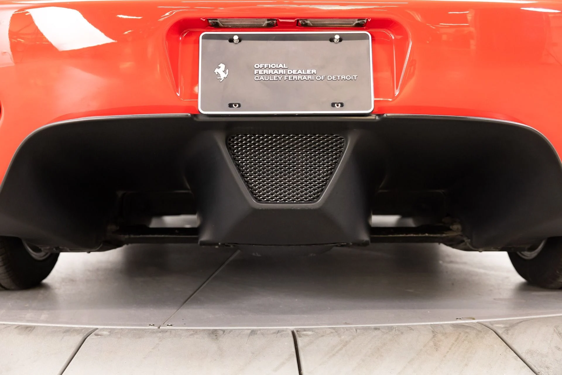mph052_1481765076_Used_2003_Ferrari_360_Spider_F1_1789679045_6cb8634ec6