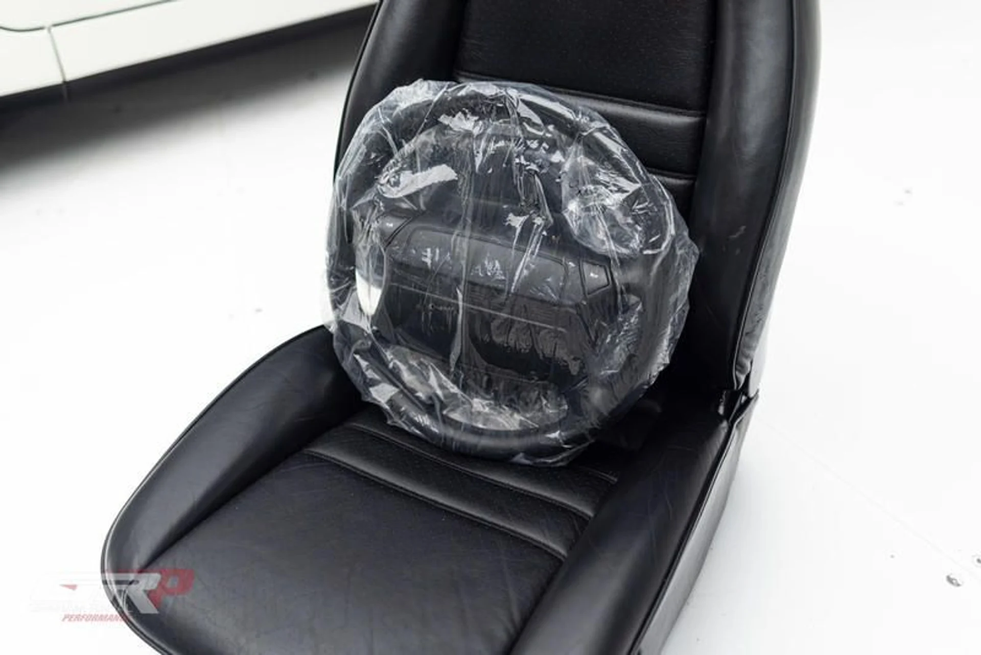 mph052_149469810_D3738_DFE_FB_08_4386_A600_89_E092_DEBB_3_D_97c701f9cd