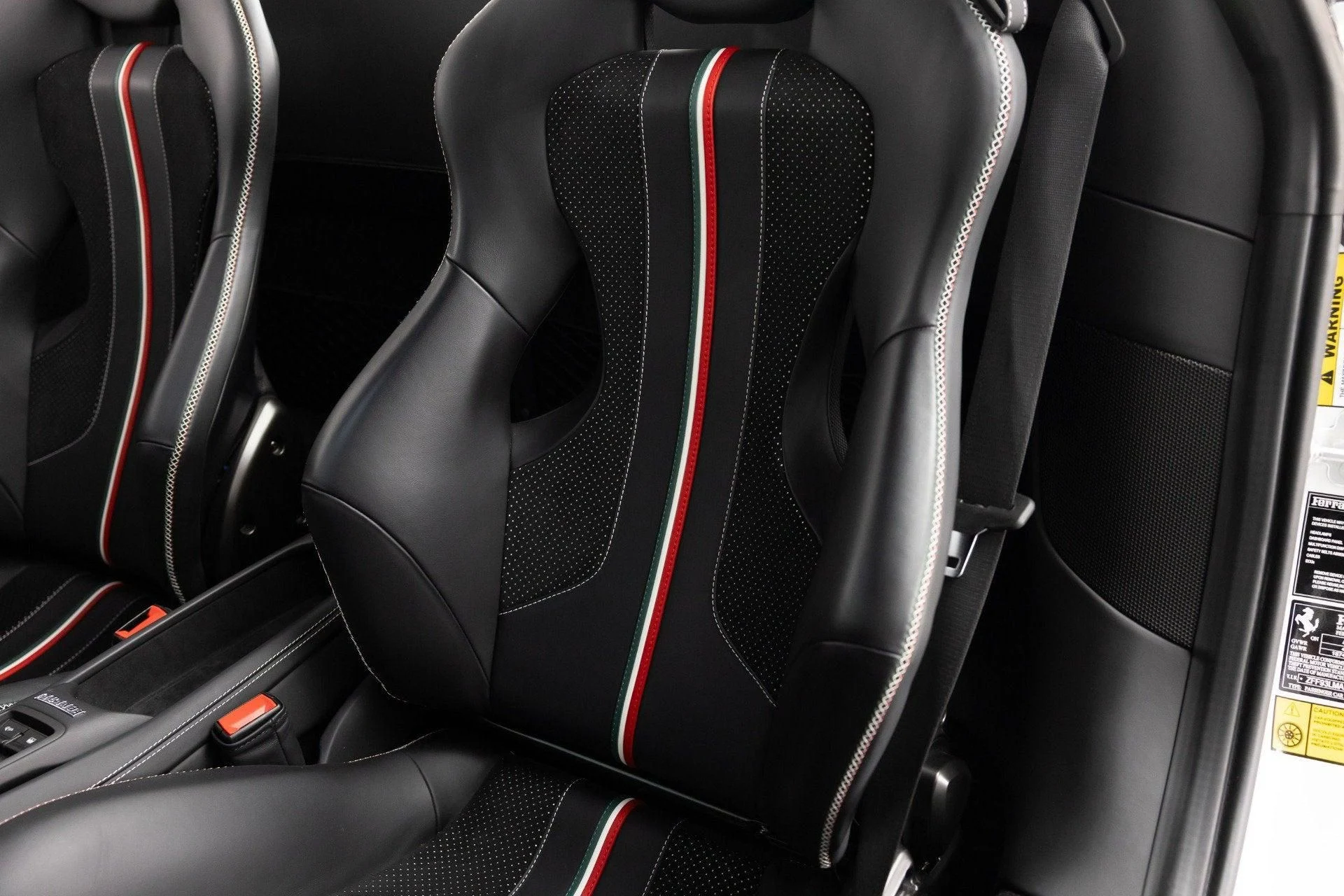 mph052_1498734519_Used_2022_Ferrari_F8_Spider_1789652712_318936f4a7