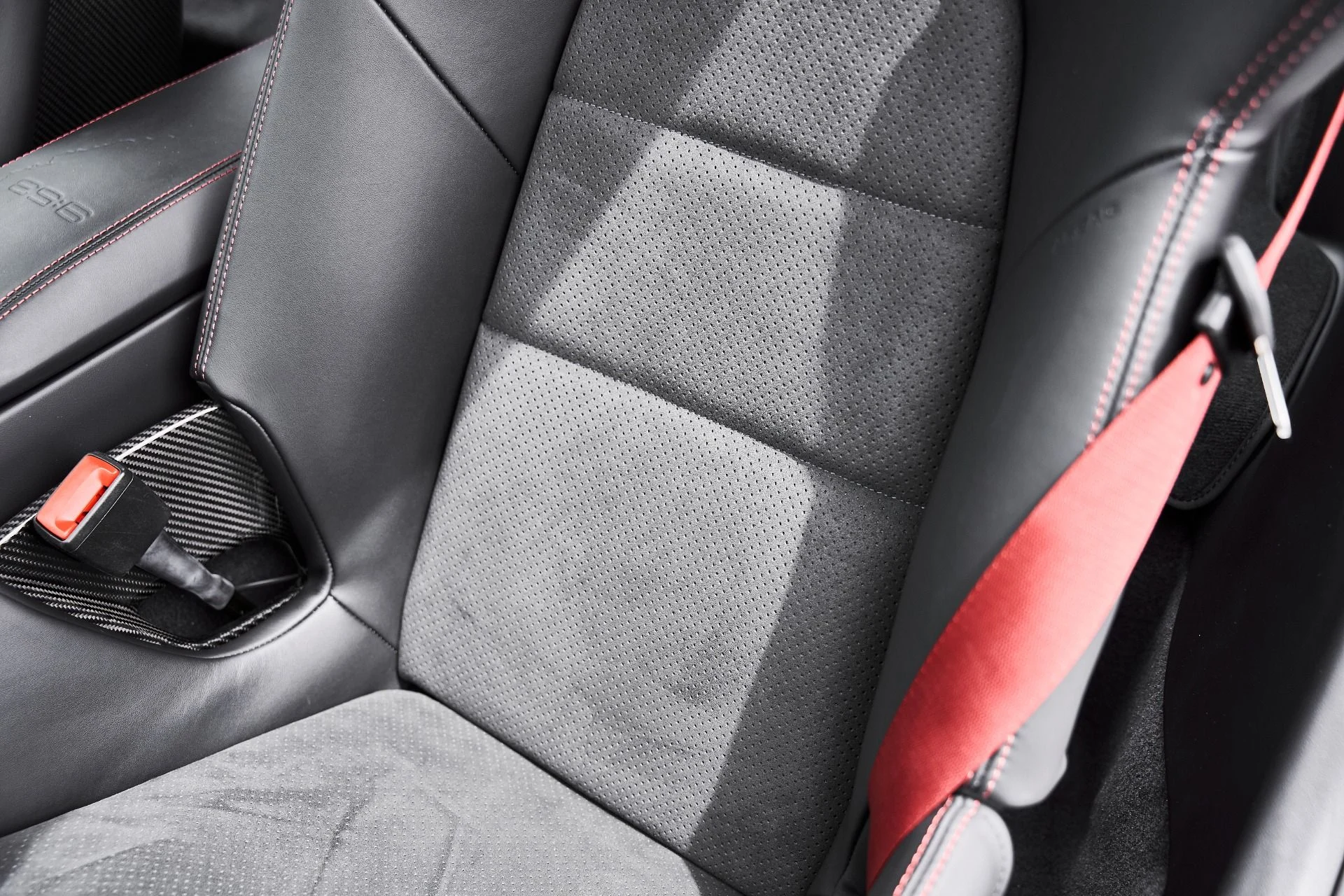 mph052_1518614185_Used_2024_Porsche_911_Turbo_S_1776446042_4604a5fa25