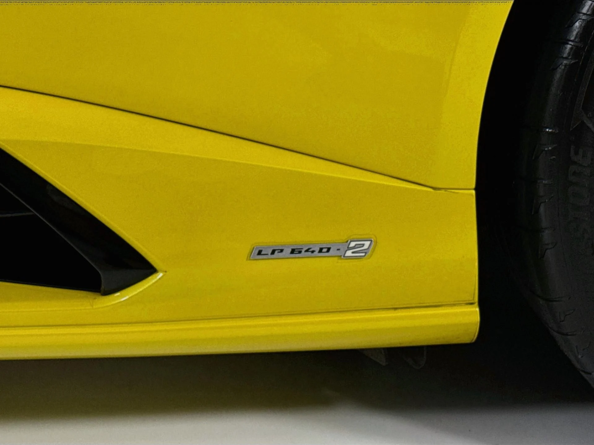 mph052_151891934_Used_2023_Lamborghini_Huracan_Tecnica_1793401537_c8bcddcdd0